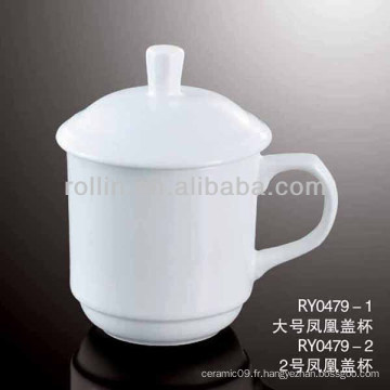 Tasse en porcelaine blanche durable et durable avec couvercle